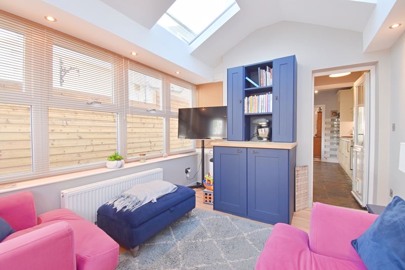 Sun Room- click for photo gallery